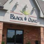 Bring Your Own Wine: The Black Olive Serves Homemade Italian Food to Pair with Wine of Choice